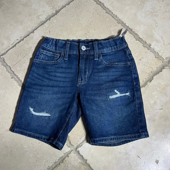 Old Navy Other - Old Navy Boys Size 7 Above Knee Stretch Ripped Denim Jeans Shorts Dark Wash